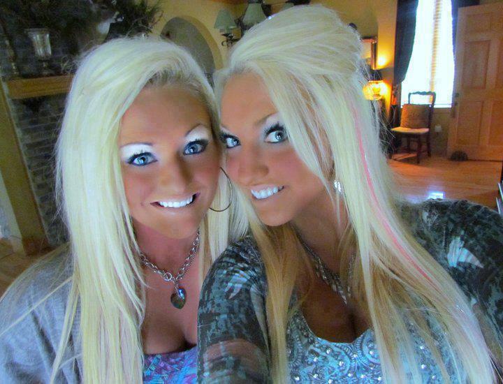 2 girls